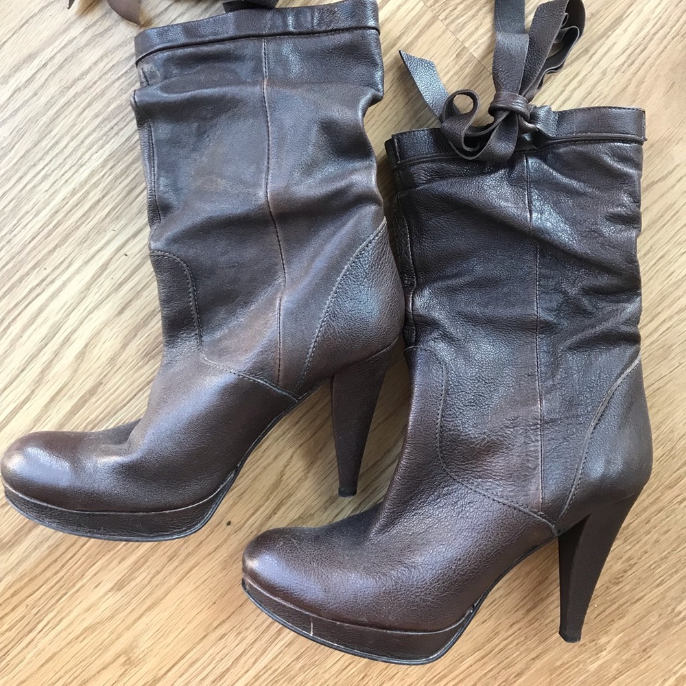 vintage planisphere itaian made genunie soft leather boots. eu 36